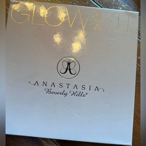 Anastasia Beverly Hills Glow Kit Bronzing